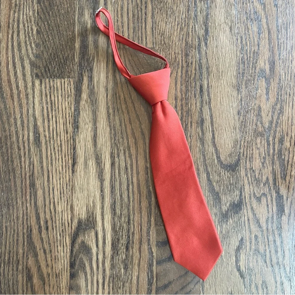 3/$10  Boy’s necktie